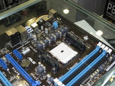 全固態(tài)扎實(shí)用料，性?xún)r(jià)比之選 華碩F1A75主板僅售640元